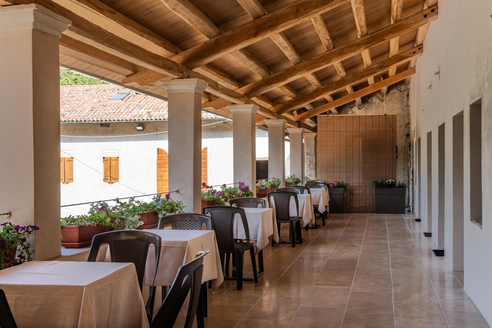 Agriturismo Il Bosco Camere วิตโตรีโอ เวเนโต ภายนอก รูปภาพ
